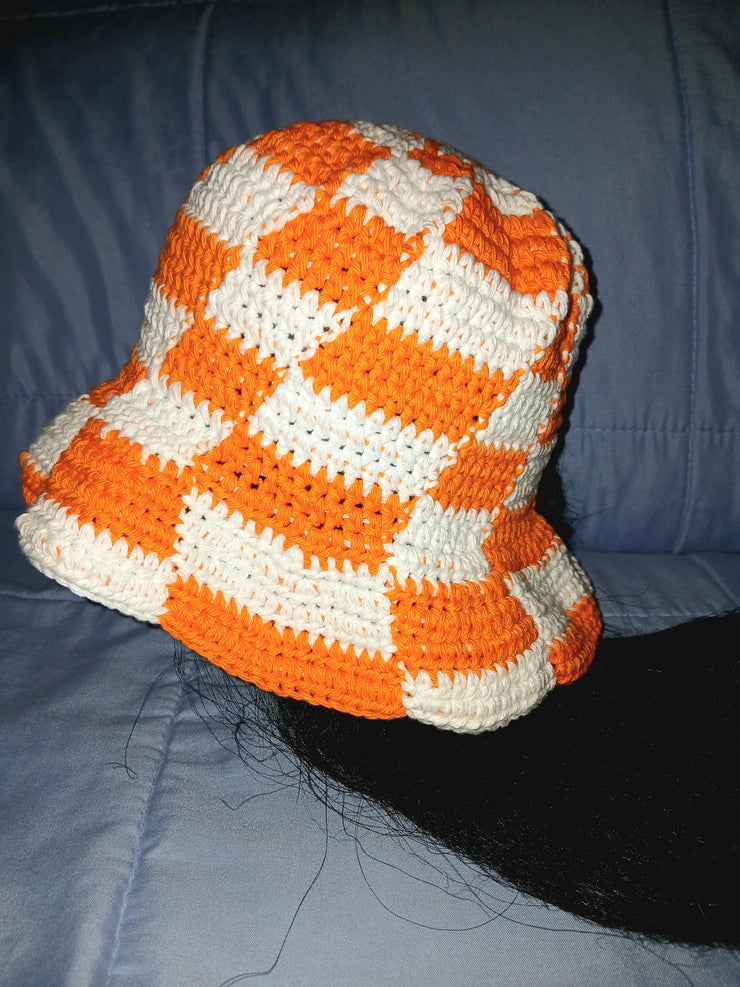 Checkered Spiral Crochet Bucket Hat – Handmade Trendy Summer Hat | Unique Crochet Fashion | Festival & Streetwear Style