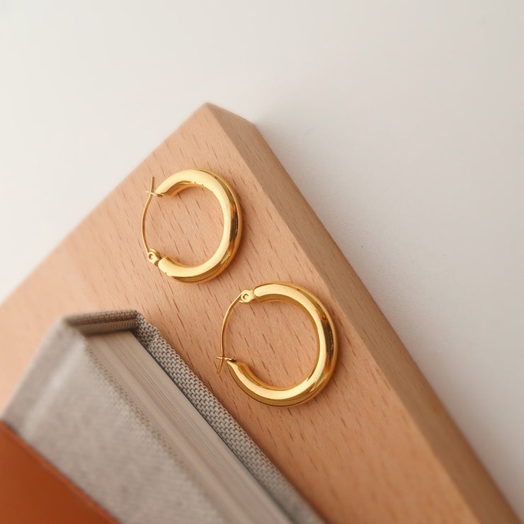 Round Versatile Elegant Retro Titanium Steel Simple Earrings