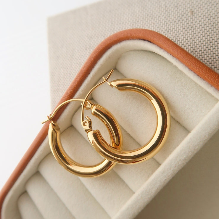 Round Versatile Elegant Retro Titanium Steel Simple Earrings
