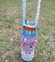 Crochet Water Bottle Holder Crossbody Bag – Handmade Sling Carrier for Reusable Bottles – Summer Festival, Hiking, Boho Style, Gift for Her