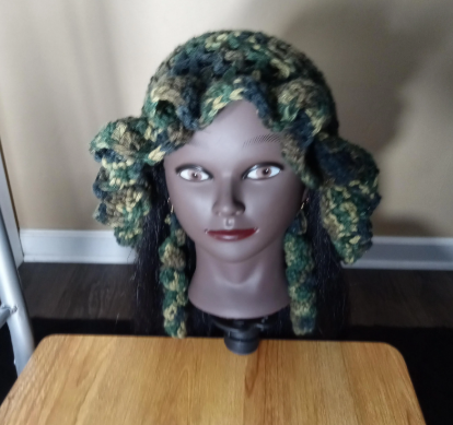 Handmade Camo Mesh Hat with Matching Curly Cue Earrings – Crochet Bucket Hat Set for Bold, Outdoor Style