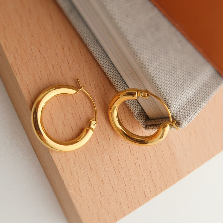 Round Versatile Elegant Retro Titanium Steel Simple Earrings