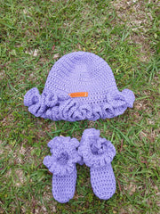 Baby Ruffle Hat & Socks Set – Handmade Infant Gift – 0-6M or 6-12M – Newborn or Infant Sizes – Custom Colors – Perfect for Baby Shower Gift