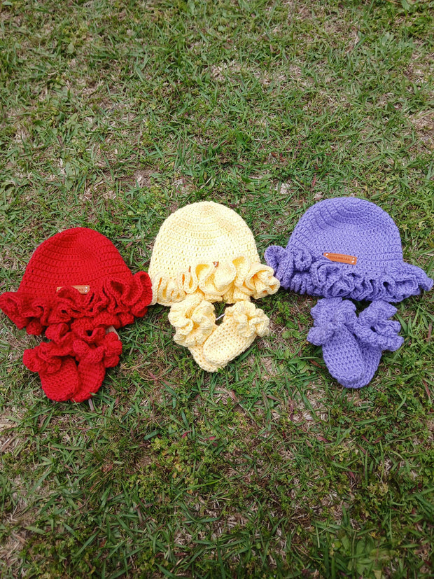 Baby Ruffle Hat & Socks Set – Handmade Infant Gift – 0-6M or 6-12M – Newborn or Infant Sizes – Custom Colors – Perfect for Baby Shower Gift