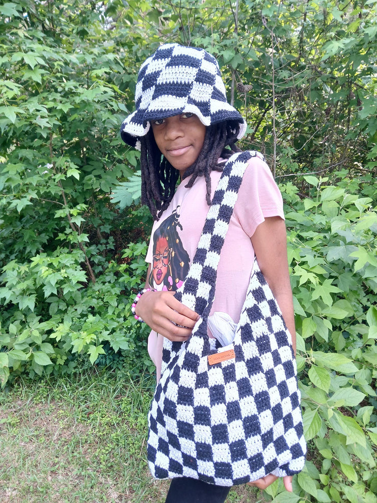 Checker Crochet Tote Bag – Handmade Cotton Shoulder Bag – Retro Checkered Purse for Everyday, Market, Gifts – Hat Sold Separately